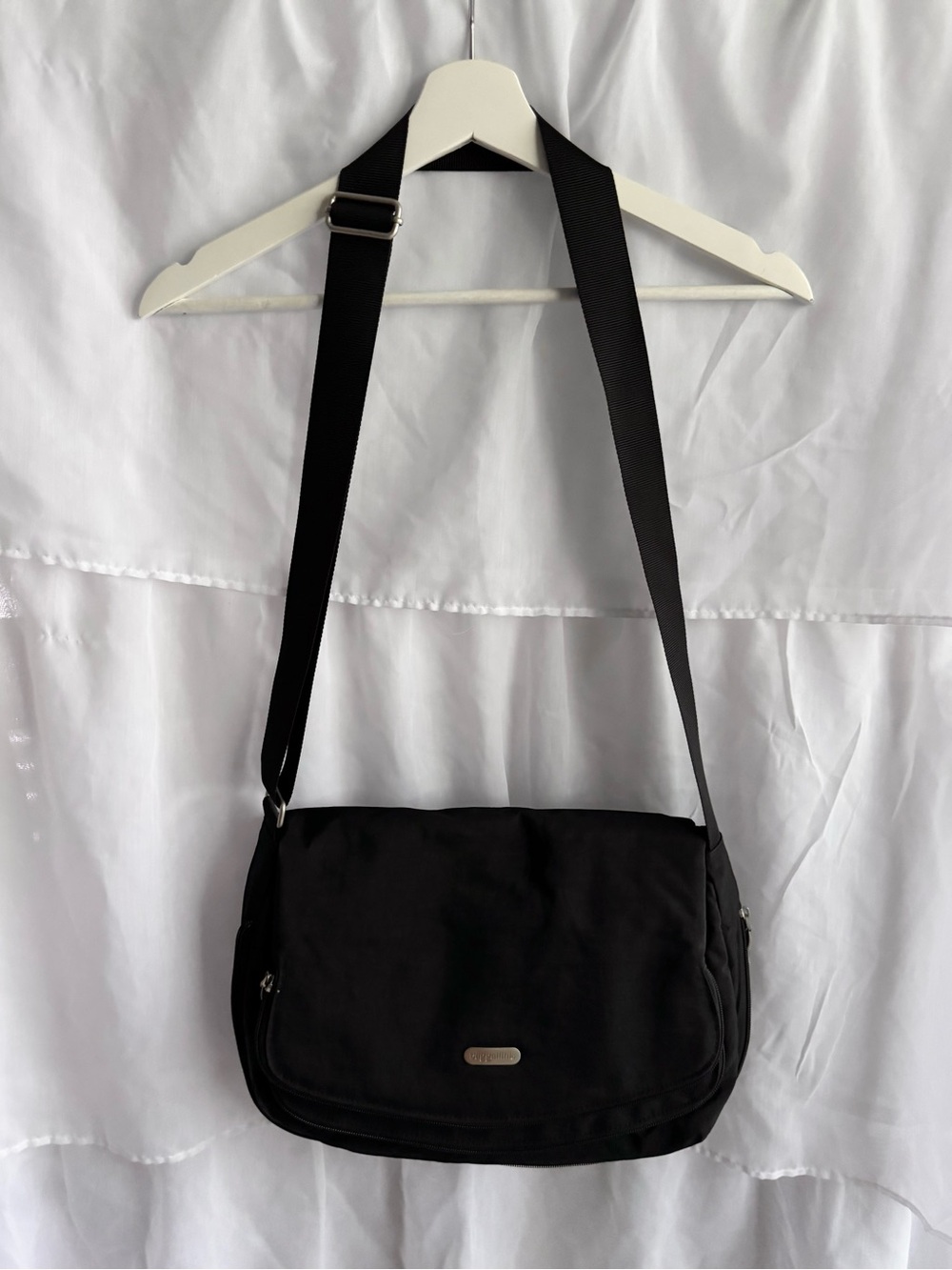 Baggallini Padded Hobo Tote Crossbody Bag